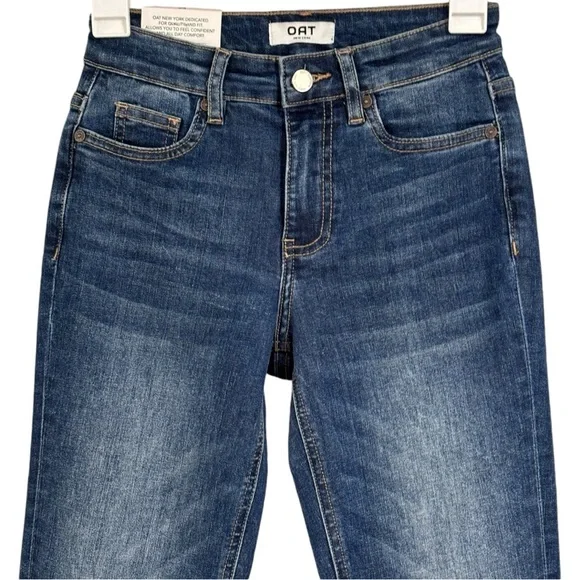 Oat Mid Rise Mini Cropped Flare Blue Jeans Raw Hem NWT Women's Size 24 or 00 - Picture 2 of 12